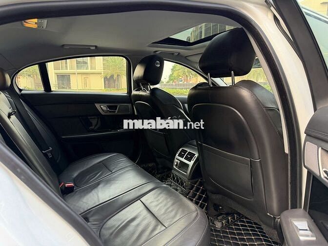 Jaguar XF 2.0 Luxury bản cao cấp 2014