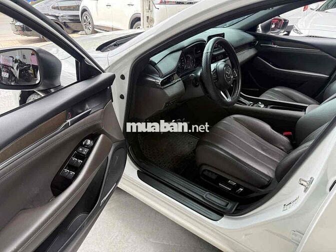 Mazda 6 2.5 Premium 2023 - Odo 22.000km