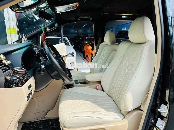 Toyota Alphard Model 2019 up full limousine