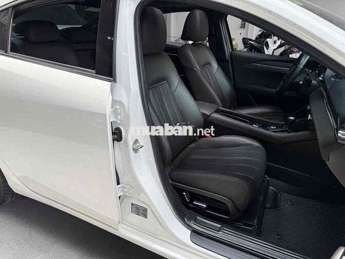 Mazda 6 2.5 Premium 2023 - Odo 22.000km