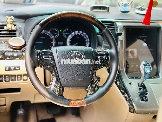 Toyota Alphard Model 2019 up full limousine