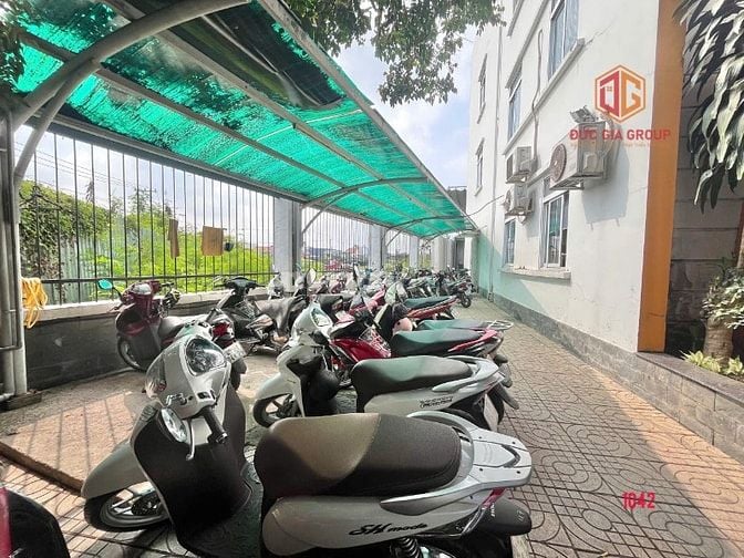 Nhà mặt tiền đường Võ Thị Sáu; 1 trệt 2 lầu 750m2 sàn giá 120 triệu