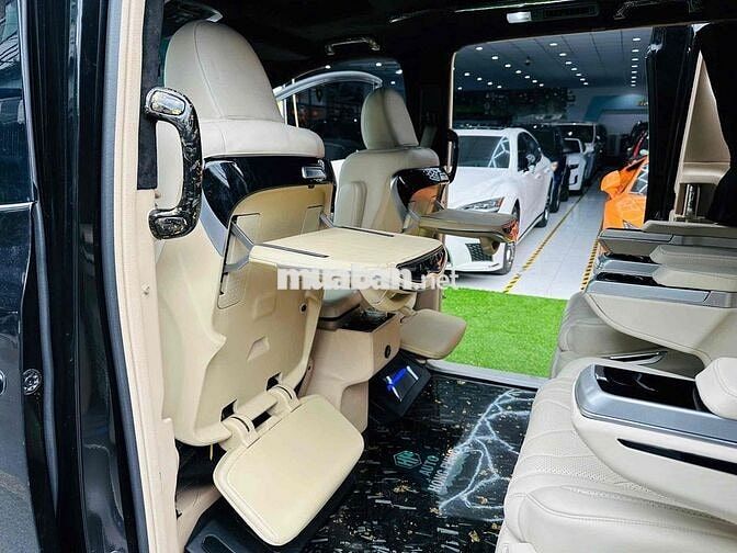 Toyota Alphard Model 2019 up full limousine