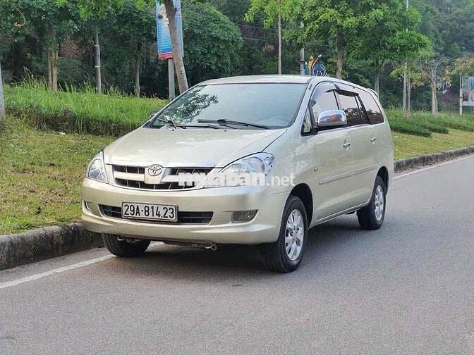 Toyota innova bản đủ G xịn độ cả ghế điện cực chất