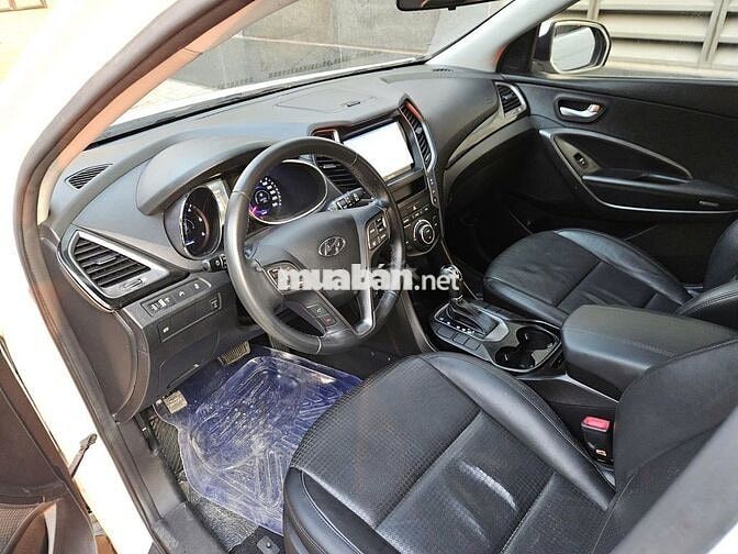 Hyundai Santafe AT dầu model 2016 màu trắng