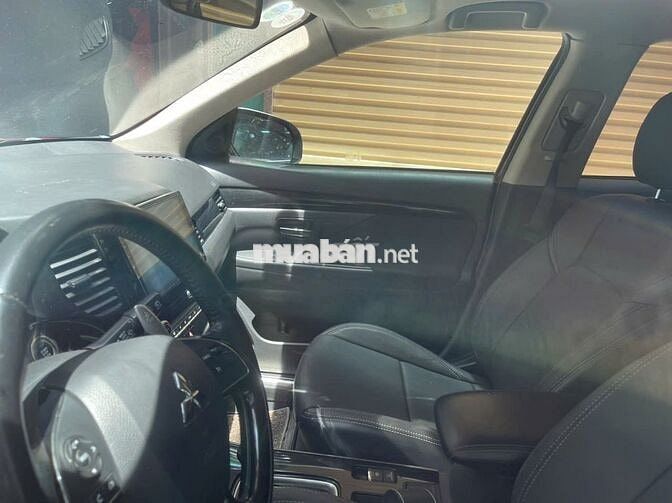 Mitsubishi Outlander 2020 Đỏ