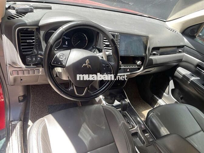 Mitsubishi Outlander 2020 Đỏ