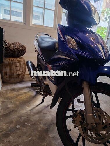 Suzuki Axelo Xanh trắng Thể thao