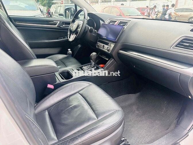 Subaru Outback 2016 2.5 AT Trắng