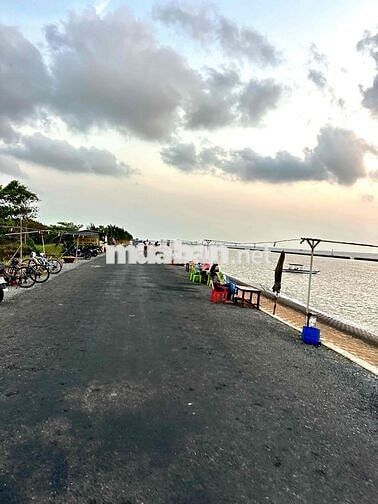 7000m2 Mặt Tiền Đê Biển Ngay Trung Tâm Biển