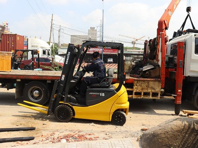 Dịch vụ cho thuê xe nâng Gia Hưng