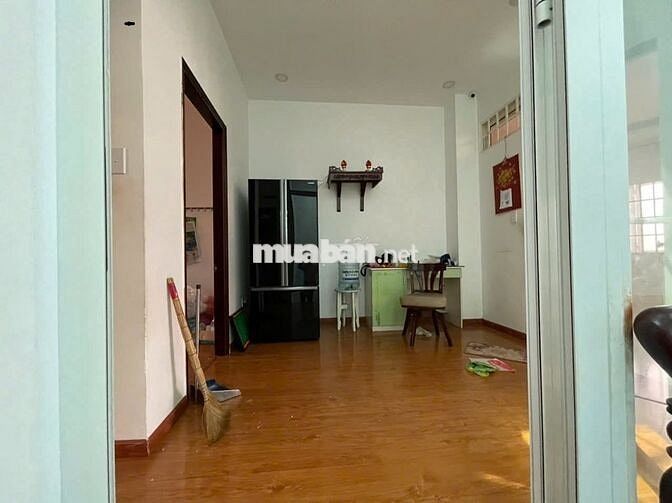 ☘️ Cho Thuê Nhà MT Nguyễn Hồng Đào_4,5x18m_Trệt 3 Lầu