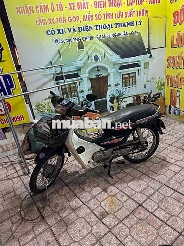 Honda Astrea Trắng Đen đã sử dụng