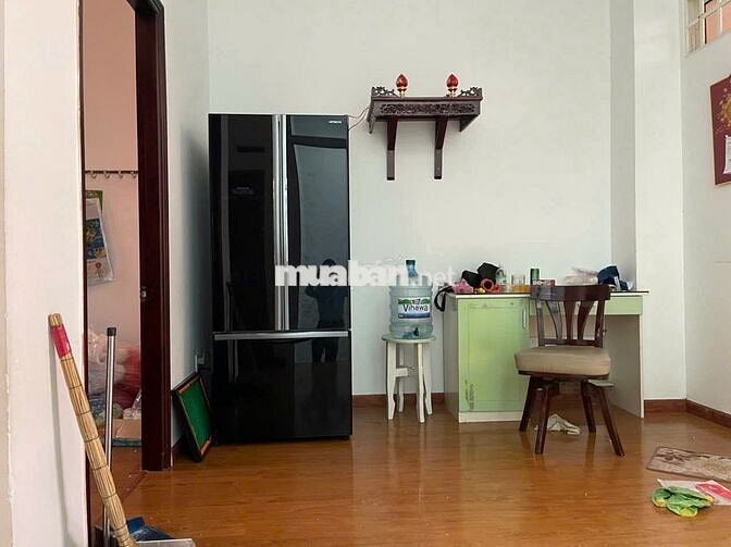 ☘️ Cho Thuê Nhà MT Nguyễn Hồng Đào_4,5x18m_Trệt 3 Lầu