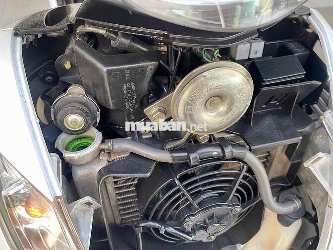 Sh 150cc.79628. Dk 2O11. Sm 107. Bstp.❤️