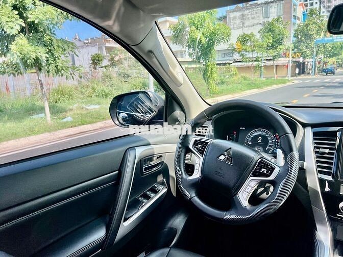 Mitsubishi Pajero Sport 2023 30.572 km