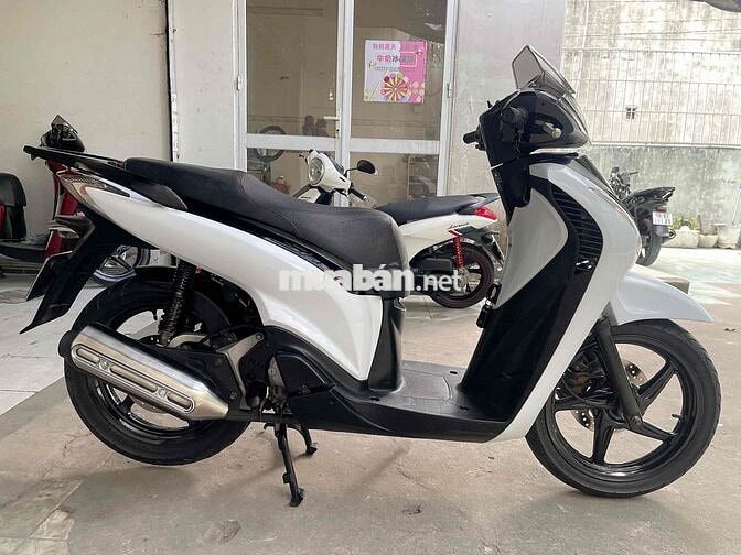Sh 150cc.79628. Dk 2O11. Sm 107. Bstp.❤️
