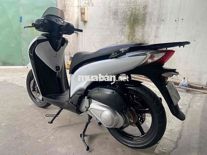 Sh 150cc.79628. Dk 2O11. Sm 107. Bstp.❤️