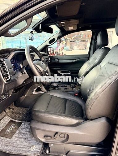 Ford Everest 2025 2 cầu Đen 10307 km