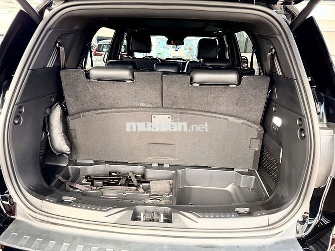 Ford Everest 2025 2 cầu Đen 10307 km