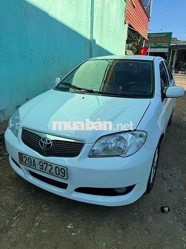 Toyota Vios số sàn màu Trắng