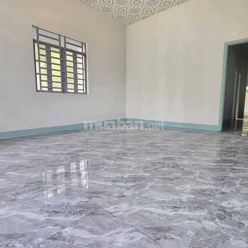 Nhà đẹp, giá rẻ công nhân. 240m2 gần KCN. 790tr TL mạnh 