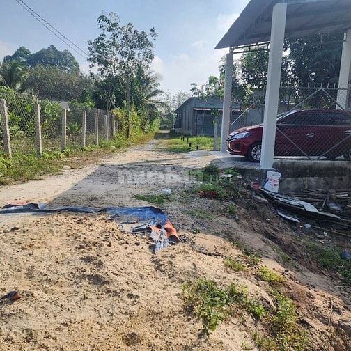Nhà đẹp, giá rẻ công nhân. 240m2 gần KCN. 790tr TL mạnh 