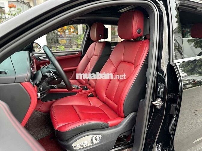 Porsche Macan 2024 Đen 19000 Miles