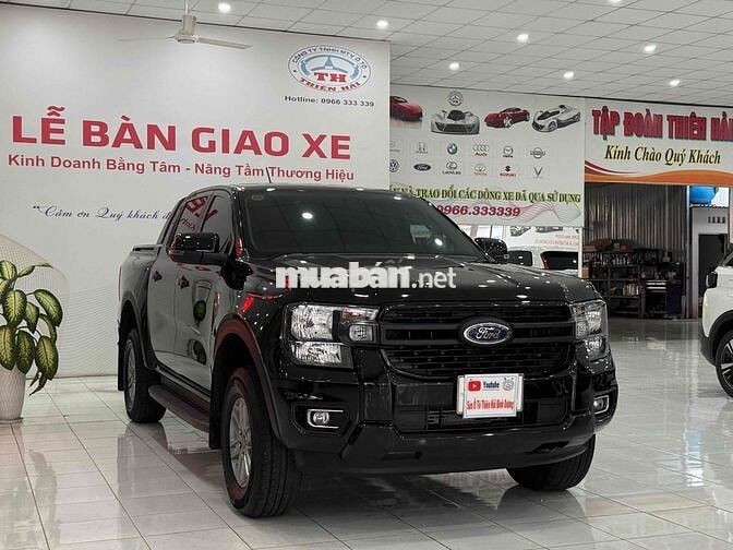Ford Ranger XLS 4X2AT 2022 Đen