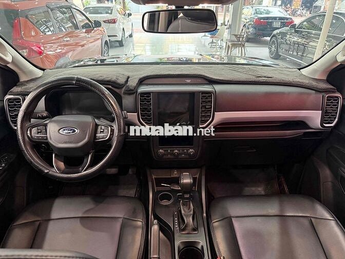 Ford Ranger XLS 4X2AT 2022 Đen