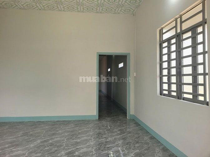 Nhà đẹp, giá rẻ công nhân. 240m2 gần KCN. 790tr TL mạnh 
