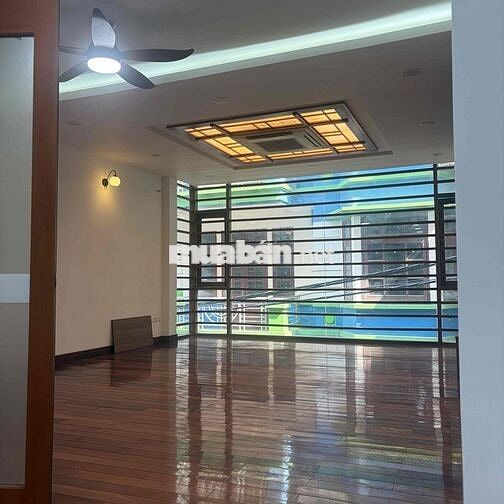 Cần cho thuê nhà làm văn phòng Trần Duy Hưng. S60m, 5t, mt5 giá 35tr