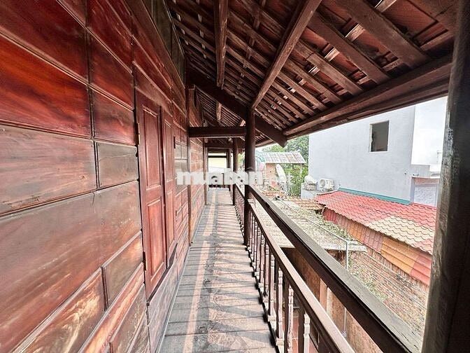 Bán đất tặng Nhà Sàn Gỗ 2 tầng cực chill. Ô tô đỗ sân.