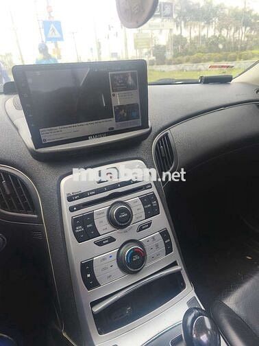 Hyundai Genesis 2010 Trắng