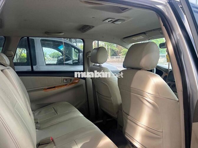 Toyota Innova 2008 V - 170000 km