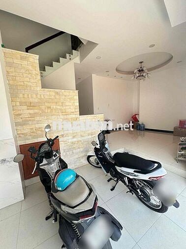 Cho thuê nhà 1/ Lý Chiêu Hoàng P10 Q6