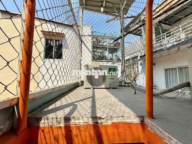 Quận 1, Trần Hưng Đạo thông Bùi viện, DTSD 38m2,hẻm 3m 1 sẹc 20m
