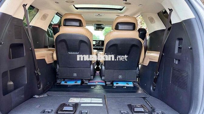 Kia Carnival Sig 2022 88.000 km Trắng