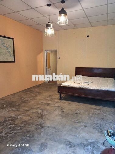 CHILL NHƯ HOMSTAY DTSD 49M² BẾP WC SÂN CỔNG RỘNG 100% NHƯ HÌNH 