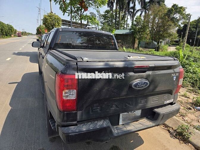 Ford Ranger XLS 4x4 2024 Đen