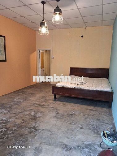 CHILL NHƯ HOMSTAY DTSD 49M² BẾP WC SÂN CỔNG RỘNG 100% NHƯ HÌNH 