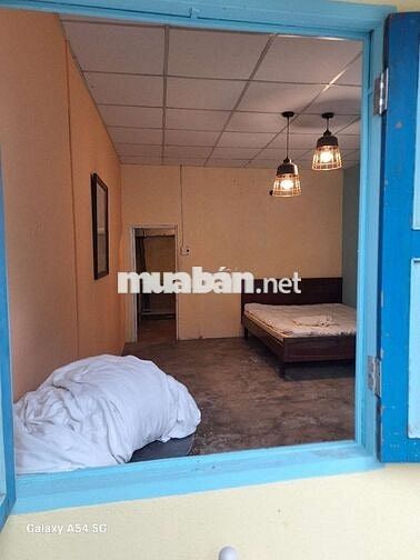 CHILL NHƯ HOMSTAY DTSD 49M² BẾP WC SÂN CỔNG RỘNG 100% NHƯ HÌNH 