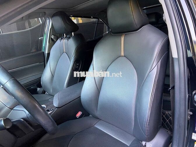 Toyota Camry 2019 2.5 Q Đen 89000 km