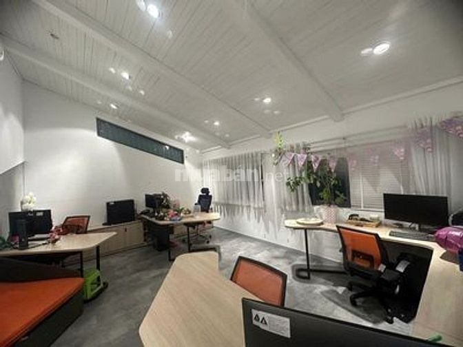 Cho thuê văn phòng KDC 01-03 Đ số 11, 200 triệu, 300m2, view đẹp
