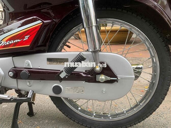 Honda Dream Thái Đỏ mận