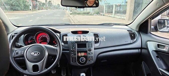 Kia Forte 2012 bản full Đen
