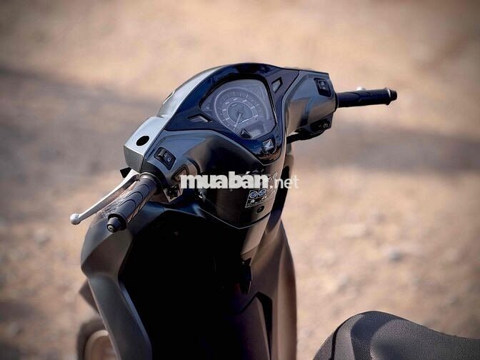 Honda Lead 4Val 2025 Xám đen