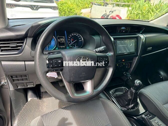 Toyota Fortuner 2.4G 2022 Nâu 15217 km