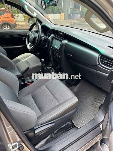 Toyota Fortuner 2.4G 2022 Nâu 15217 km