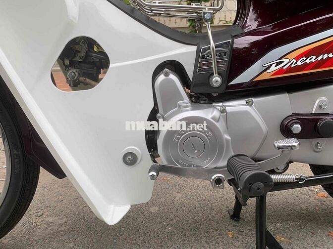 Honda Dream Thái Đỏ mận